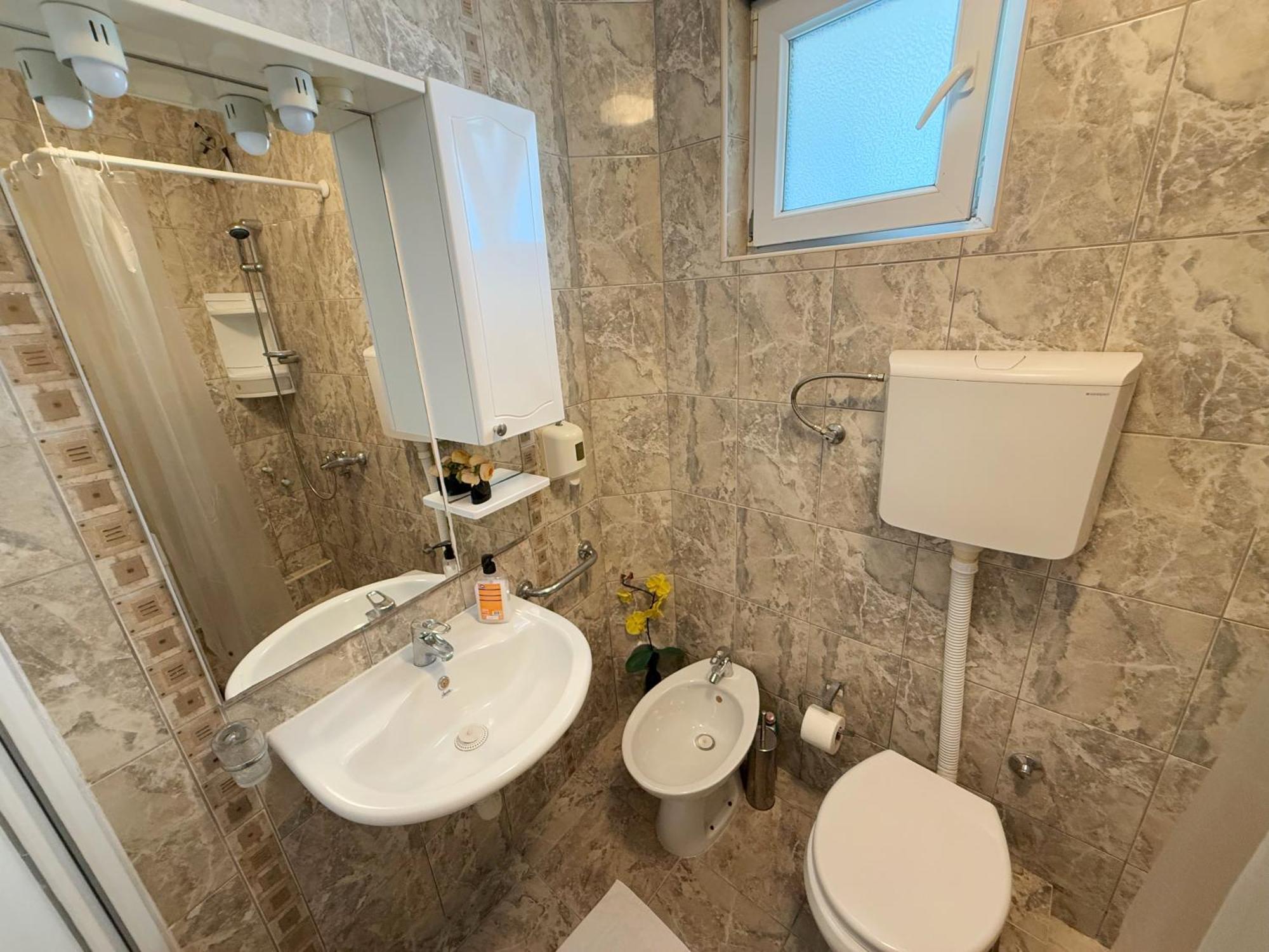 Apartmani Avanti Becici Zewnętrze zdjęcie